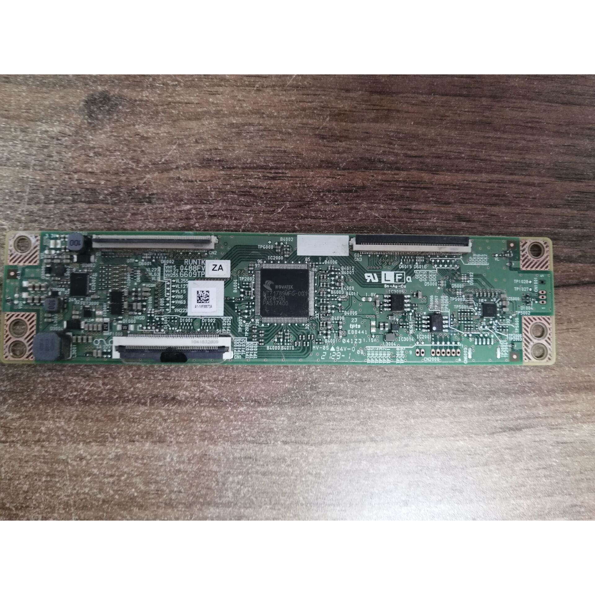 海信70V1F-R 70E3F逻辑板RUNTK 0488FV 6609TP ZA 实物图 测好发