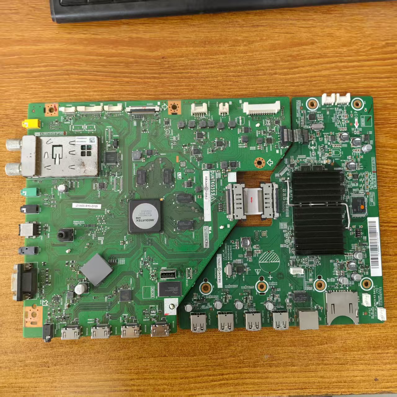 原装夏普LCD-60UD10A主板