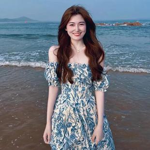 碎花裙女装 三亚海边度假沙滩连衣裙夏季 一字肩泡泡袖 2023新款 法式
