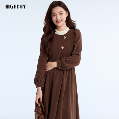 轩日立领拼接修身连衣裙