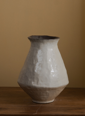 Y7060B2 景德镇陶瓷花器室内桌面摆件（高20口10）