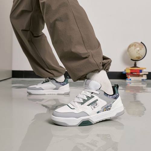 乔丹低帮板鞋男2025秋季革面轻便缓震防滑休闲运动鞋QDL053254580