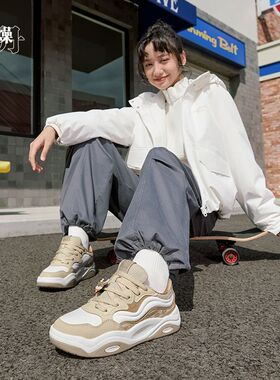 乔丹奶芙鞋低帮板鞋女2025秋季轻便缓震休闲运动鞋女QDL052254520