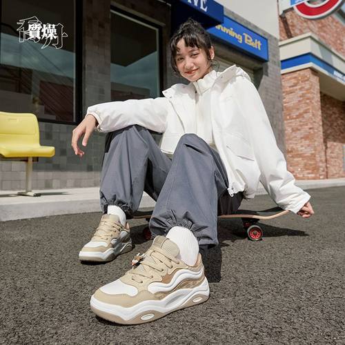 乔丹奶芙鞋低帮板鞋女2025秋季轻便缓震休闲运动鞋女QDL052254520