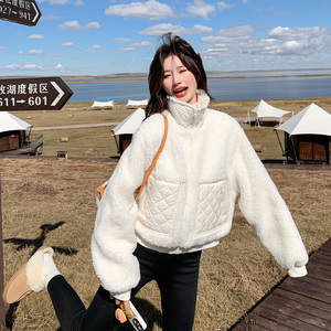 白色羊羔毛棉服外套女秋冬2025新款高级感流行短款棉衣韩系棉袄图片