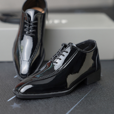 BJD娃鞋 ID75壮叔正装皮鞋黑色白色漆皮皮鞋 现货