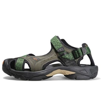 Армия зеленый мужчина