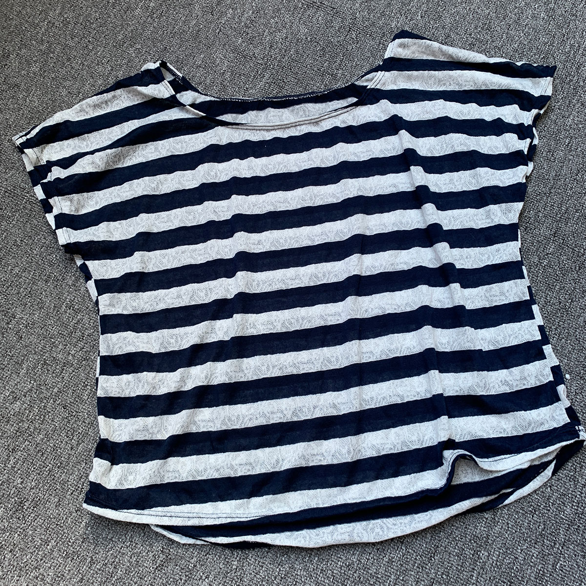 外贸单女士镂空提花条纹大圆领无袖T恤上衣蝙蝠衫 均码 清货
