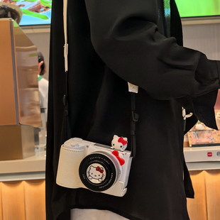 适用索尼保护套ZVE10m2相机包A7C2底座A6400A7M4皮壳A7R5配件S3R4