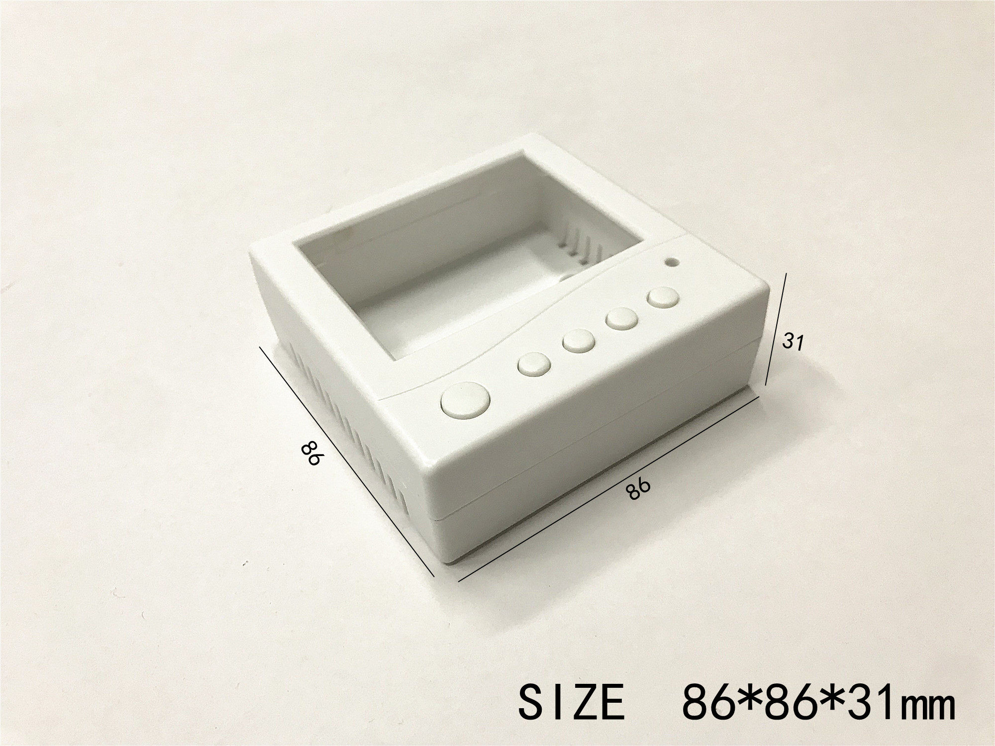 直销86温控器壳体电子设备空调仪表壳体塑料外壳2节电池86x86x31