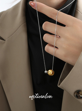 2023秋冬新款时尚百搭轻奢拼色双色小钢珠长款项链毛衣链钛钢饰品