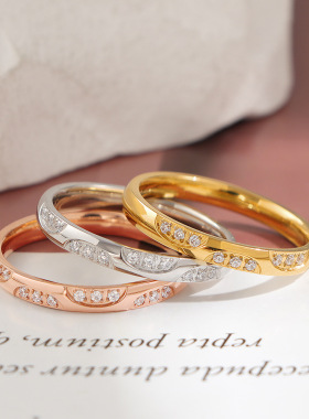 欧美跨境弯边镶钻钛钢戒指轻奢小众不规则设计食指中指指环女百搭