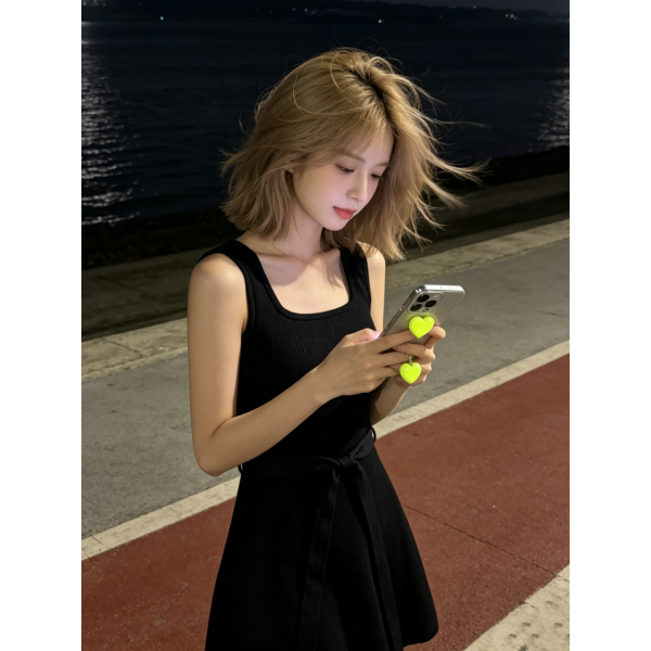 系带修身吊带连衣裙女新款韩版潮流个性显瘦百搭小个子洋气A字裙