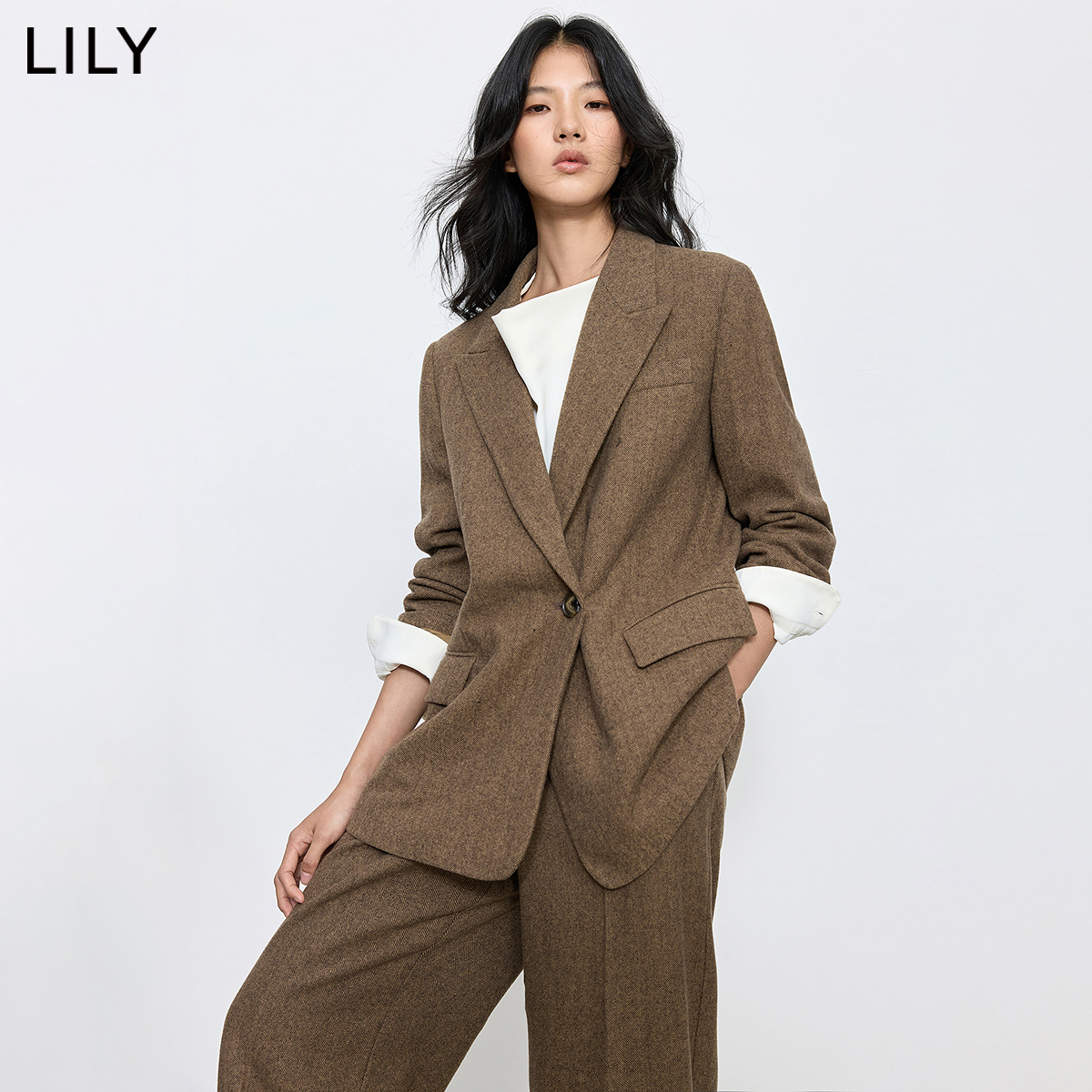 LILY混纺通勤人字纹新款西装外套