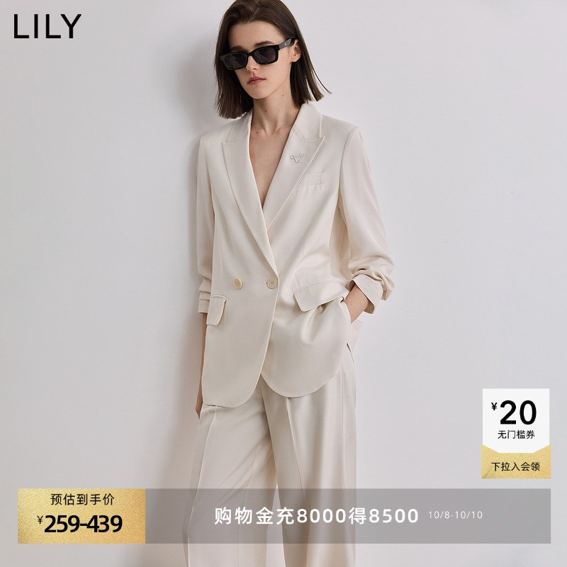 LILY通勤米色高级感西装外套