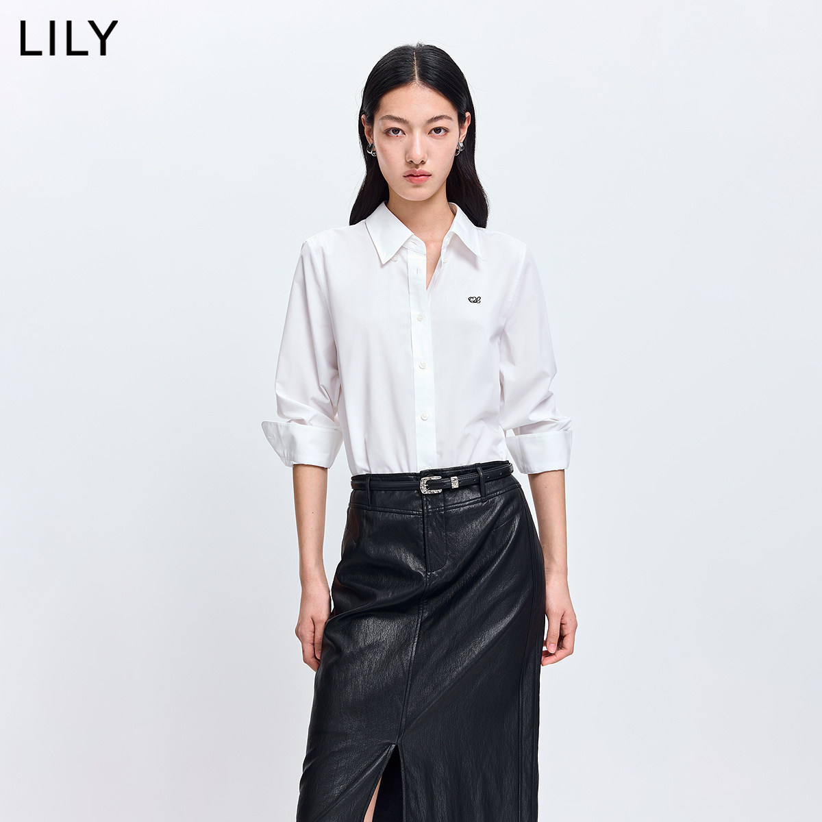 LILY2026春新款女装简约翻领正肩微宽松休闲通勤浅色长袖衬衫外套