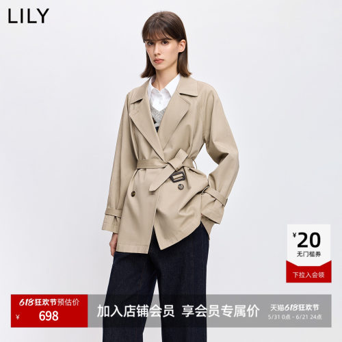 翻领设计 强化利落表达