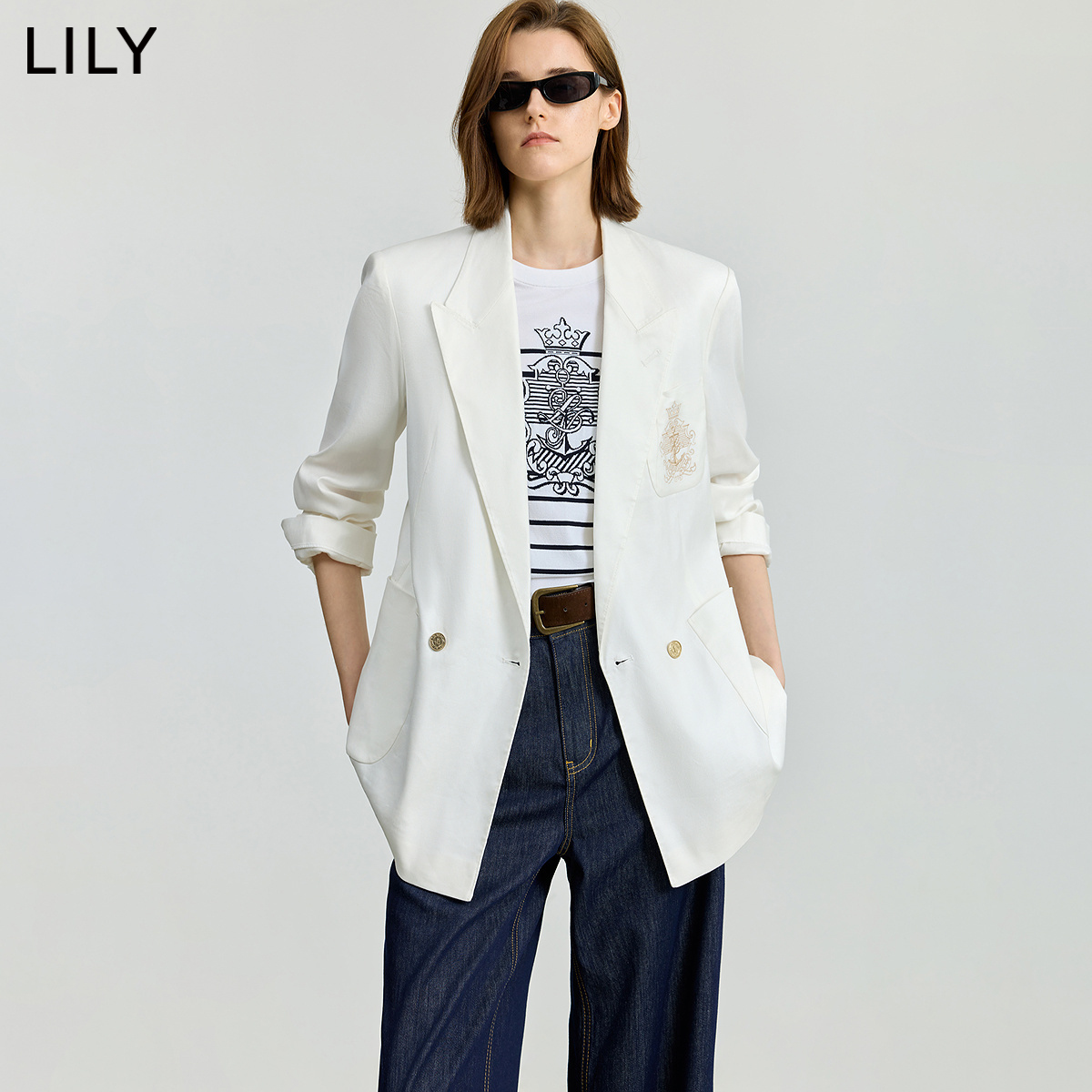 学院风刺绣口袋 点睛精致细节