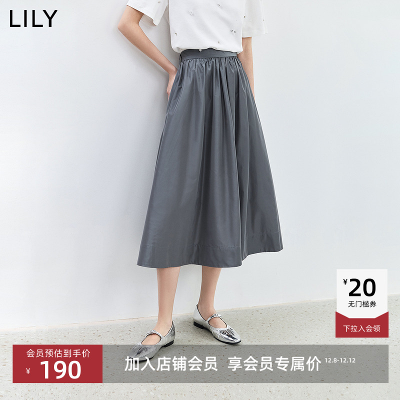 精致褶皱设计 修饰腰部曲线