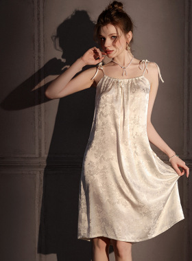 性感睡衣女士2025新款真丝吊带提花睡裙桑蚕丝露背纯欲中长裙宽松