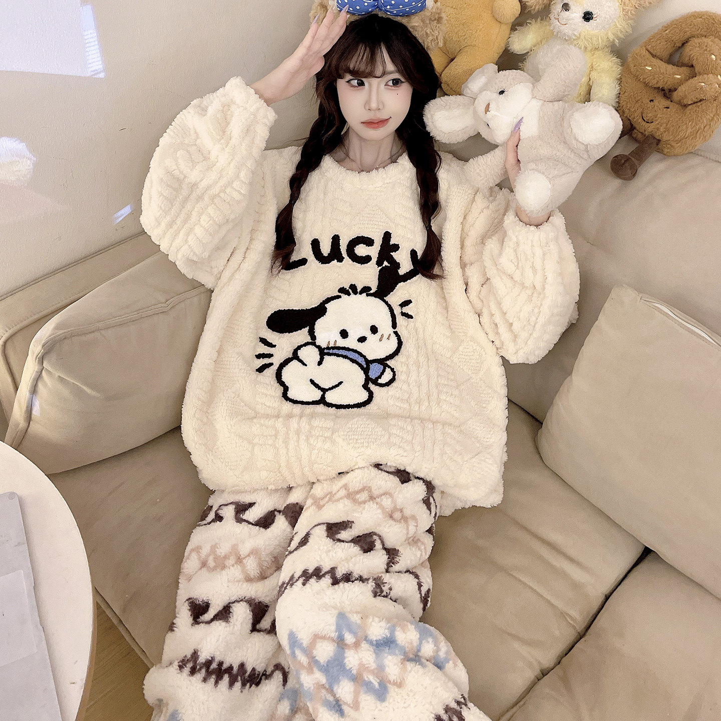珊瑚绒睡衣女士秋冬款加绒加厚学生少女加大码胖mm冬季保暖家居服