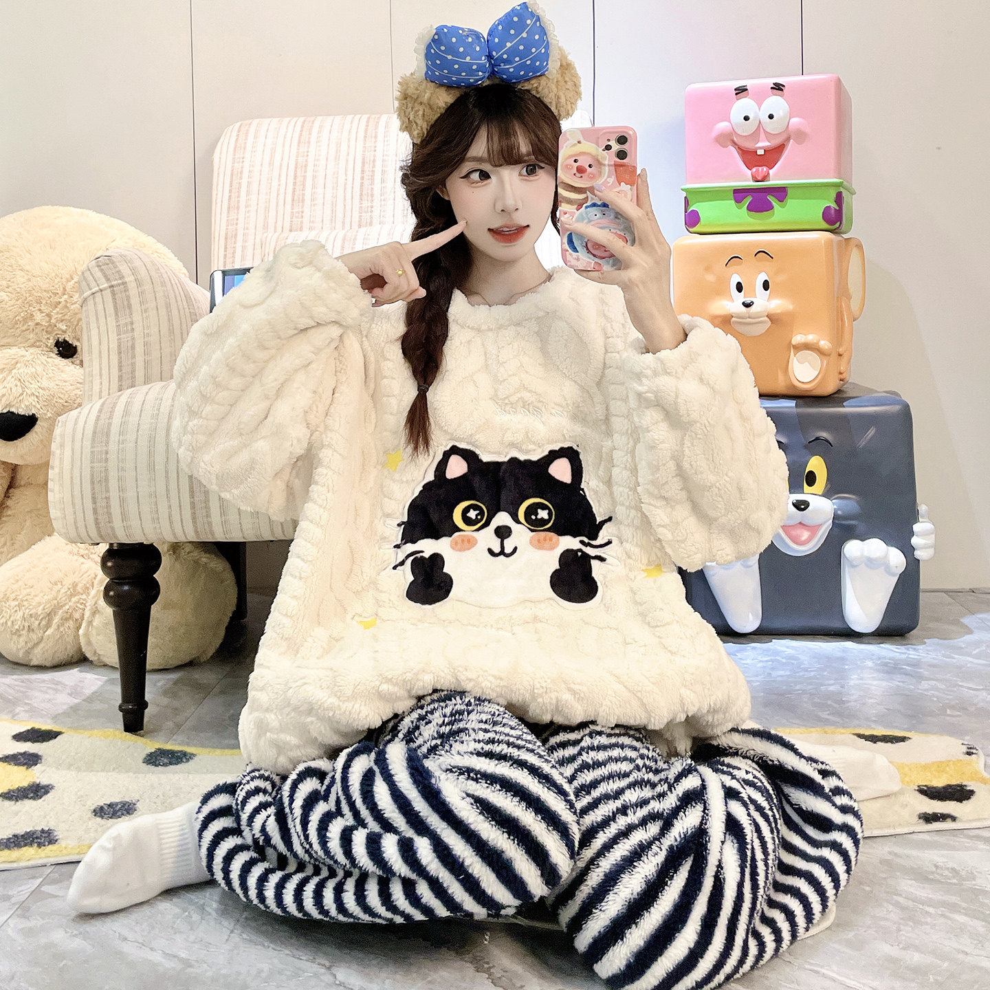珊瑚绒睡衣女款秋冬季加绒加厚可爱少女加大码胖mm冬款家居服套装