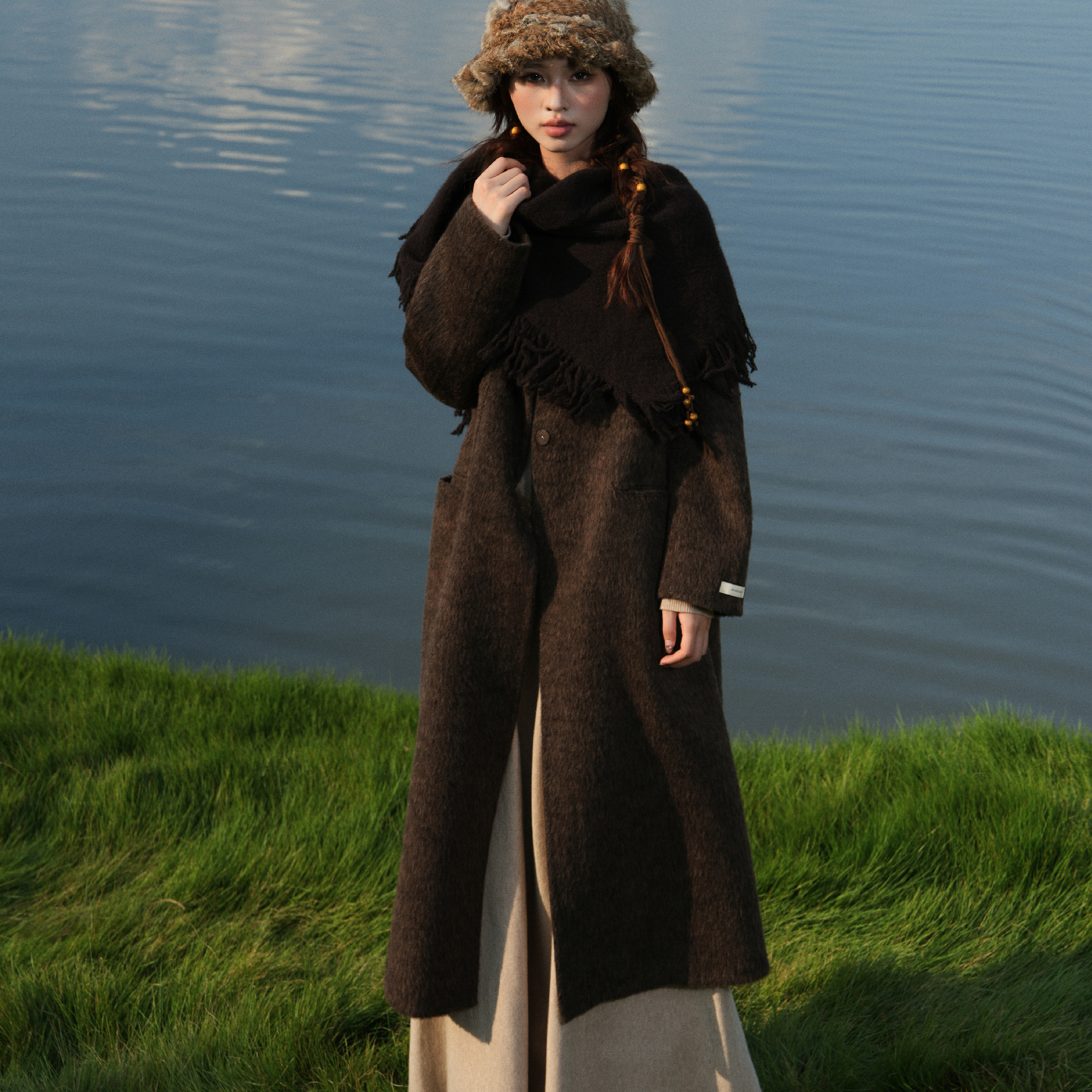 时尚显瘦气质带围巾羊绒呢大衣