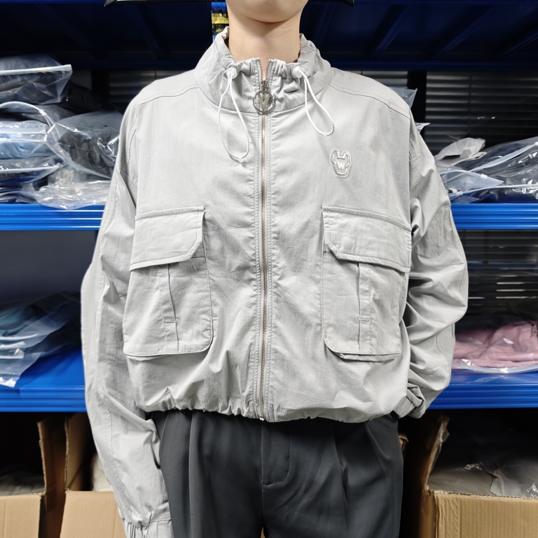 价格砸穿！正品韩国LIFEWORK/法斗犬狗家女束领高腰尼龙拉链外套