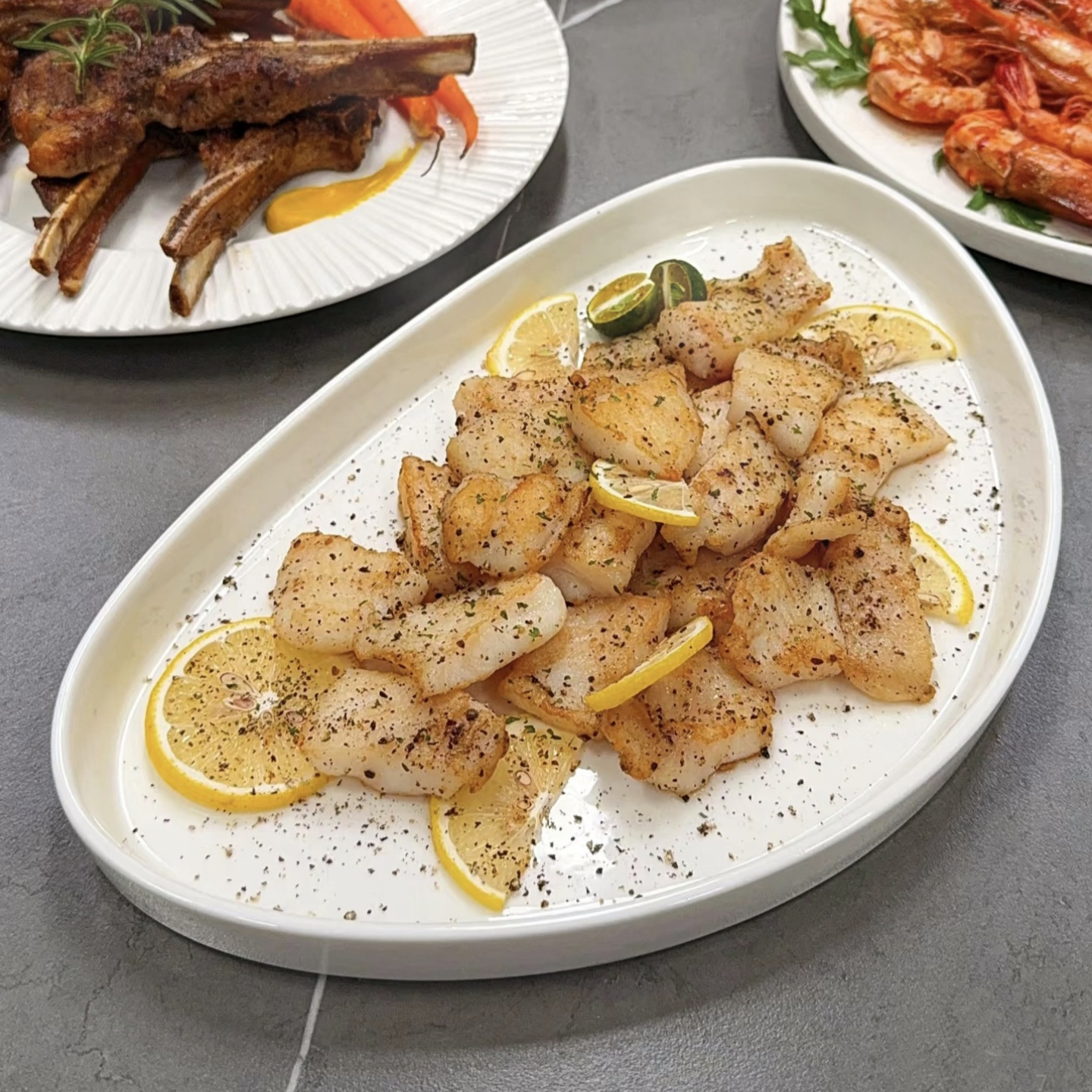 创意商用家用水饺拼盘虾盘菜盘薯条菜盘鱼盘陶瓷白色饺子盘带盘子