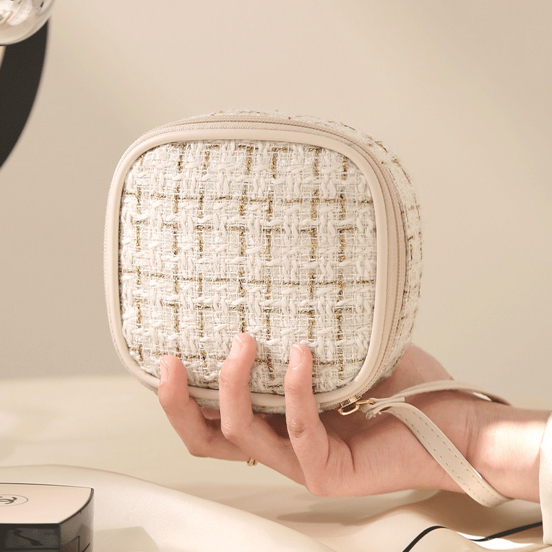 姨妈巾收纳包小香风月事包便携随身装卫生巾的小包m巾卫生棉袋子