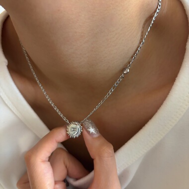 734钛钢不掉色项链太阳花费加罗亮晶晶白金色锁骨毛衣链