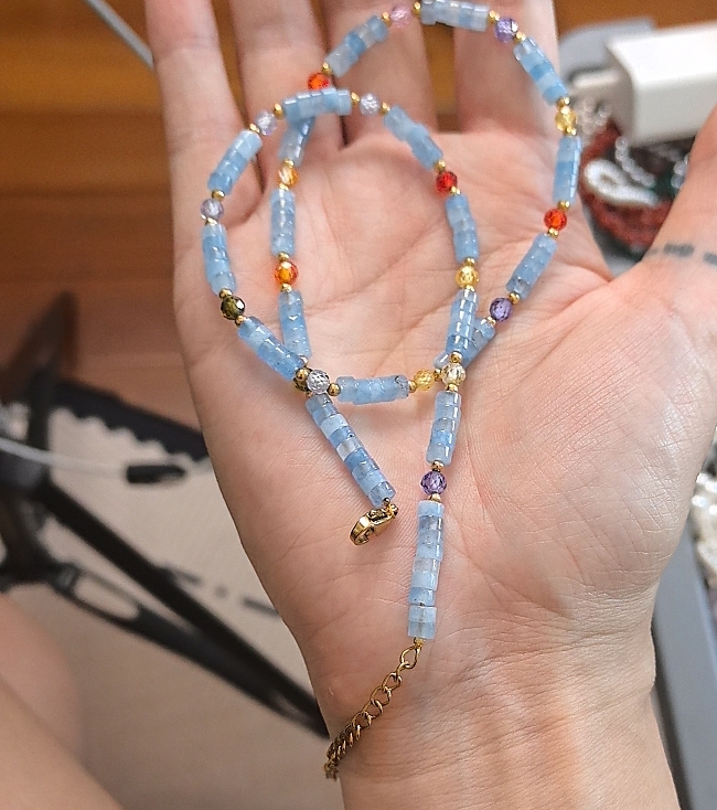 734钛钢文艺复古水晶项链女清新冰蓝色石串珠锁骨链高级感颈链