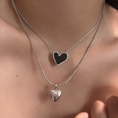 734钛钢白金色重工爱心锁骨链可洗澡项链蛇骨黑色叛逆卫衣链