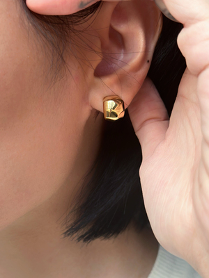 734精工切面小金球耳钉不掉色钛钢耳环通勤切面日常