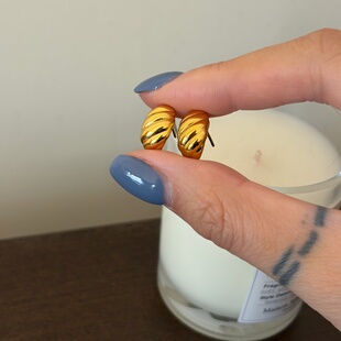 734钛钢养耳洞金色面包耳钉几何斜纹麻花椭圆简约百搭通勤耳环