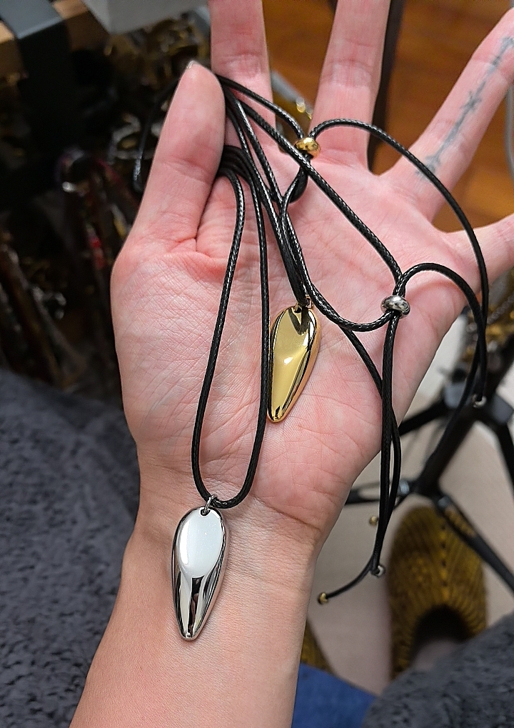 734钛钢不掉色重工水滴毛衣链新款项链女高级甜酷辣妹系带锁骨链