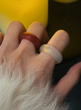 734天然冰透胖圆玛瑙玉髓食指戒指轮胎宽圈白月光红玛瑙新年素圈