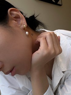 734天然巴洛克淡水珍珠耳钉不规则复古气质钛钢耳环小巧百搭耳饰