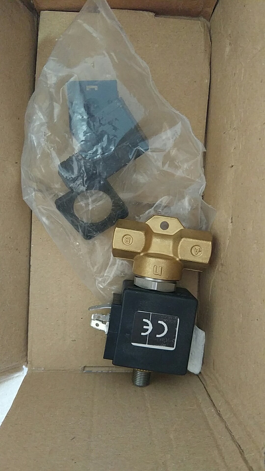 电磁阀NADIC08T18D0P