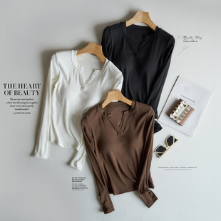 修身 正肩T恤女内搭打底针织衫 显瘦上衣可外穿 黑色v领长袖 带胸垫