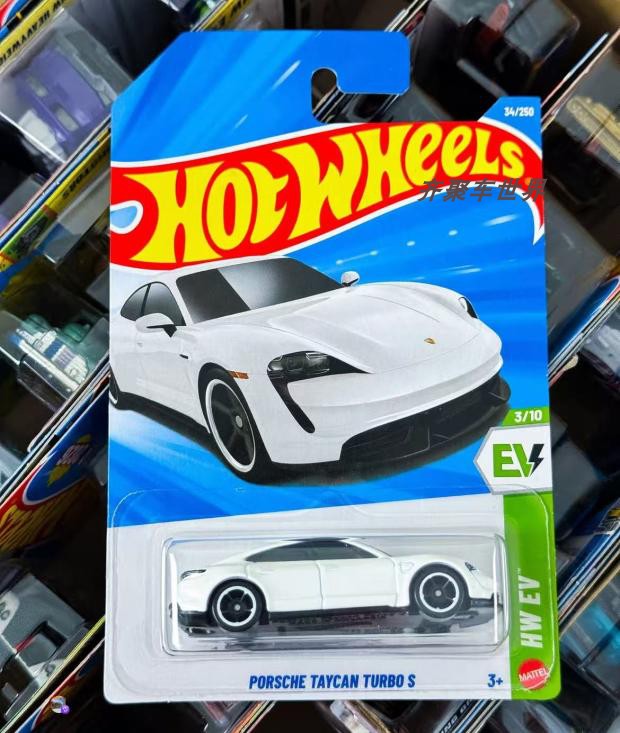 thumbnail for Hot Wheels 26C Popular Regular Mclaren W1 Ferrari F40 Legendary Racing Car 64 Scale Alloy C4982