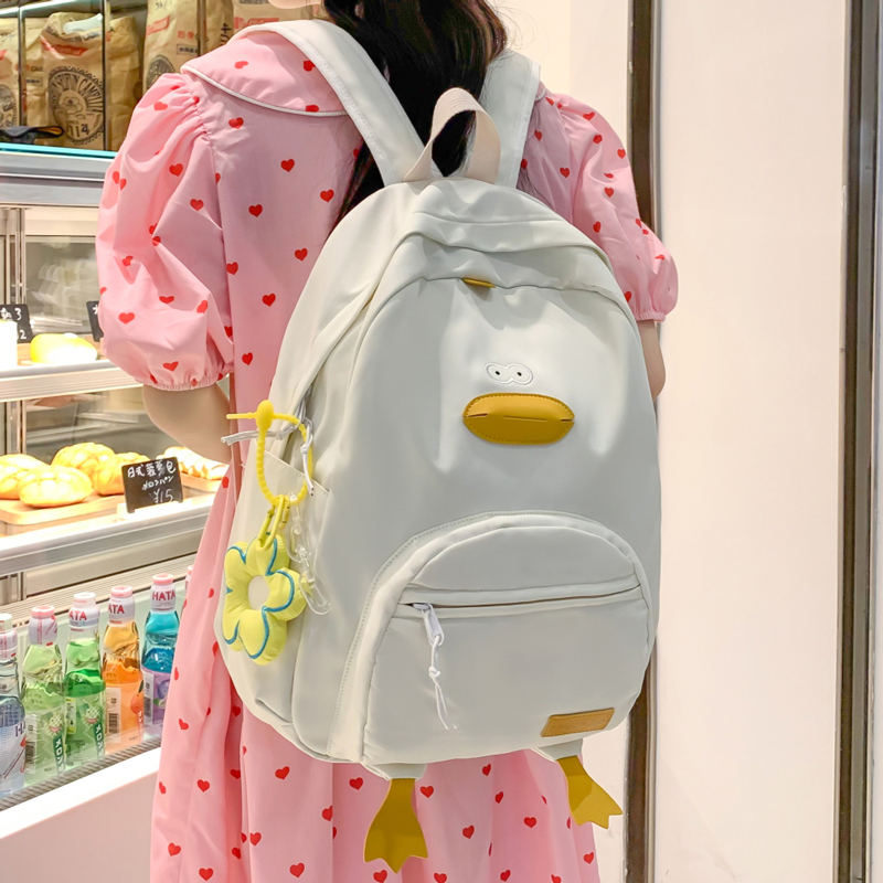 韩版超萌可爱鸭大容量背包ins卡通双肩包学生书包少女出游旅行背