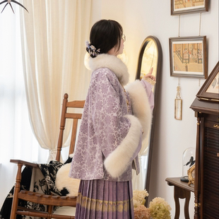 琉鱼汉服 千金闺圆领袄百搭毛领昭君袄比甲仿漳绒华丽厚秋冬短袄