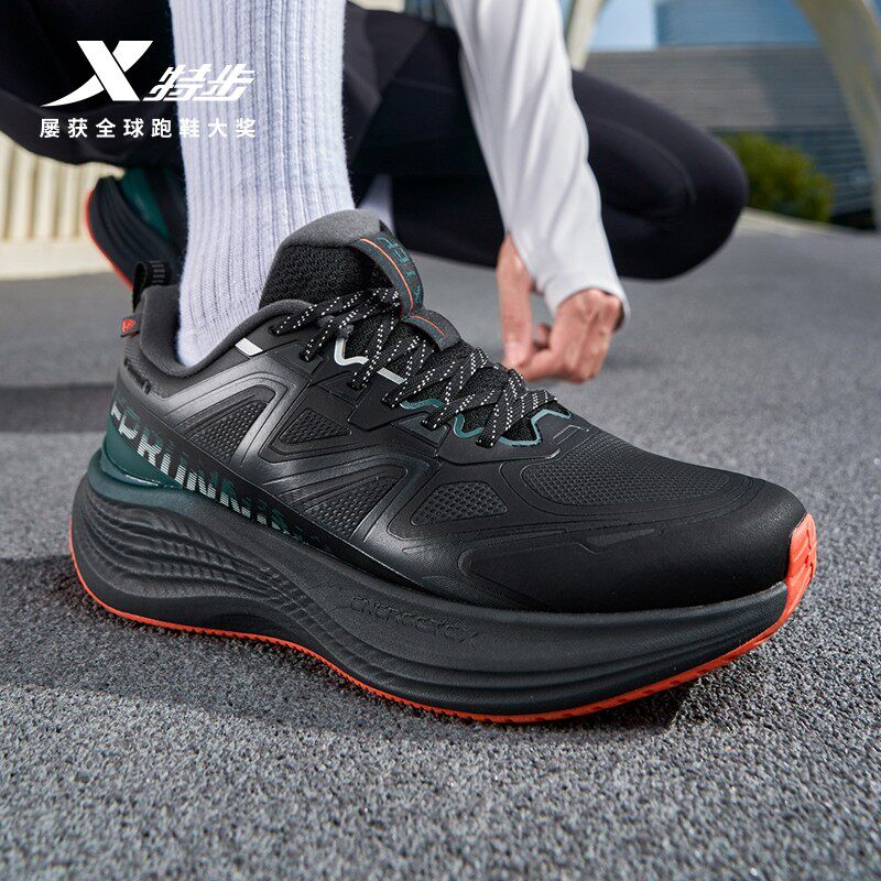 特步流云跑步鞋男鞋2025冬季新款正品休闲舒适防滑耐磨运动鞋男士