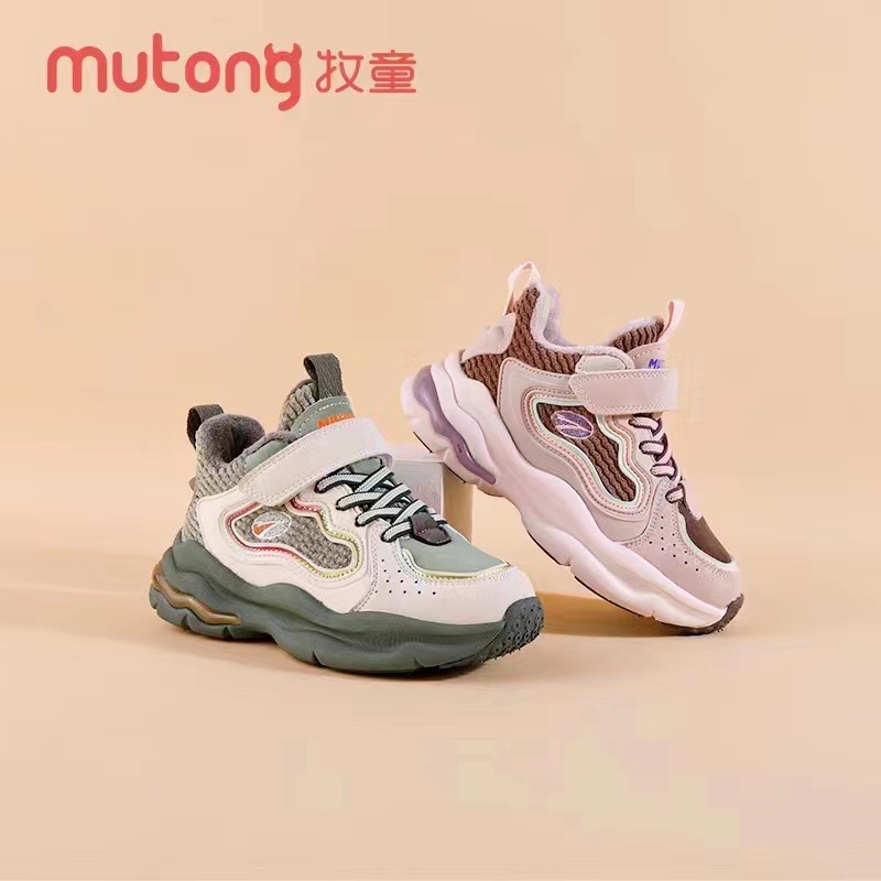 儿童二棉加绒保暖革面防水运动鞋