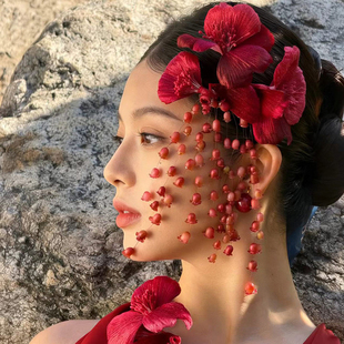 新款新娘头饰红色甜美花朵流苏侧边发夹结婚纱礼服敬酒旗袍发饰品