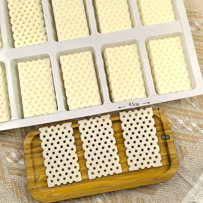 蜂巢蜂窝巧克力蛋糕装饰插片摆件生日冰淇淋黑白围边可食用网红