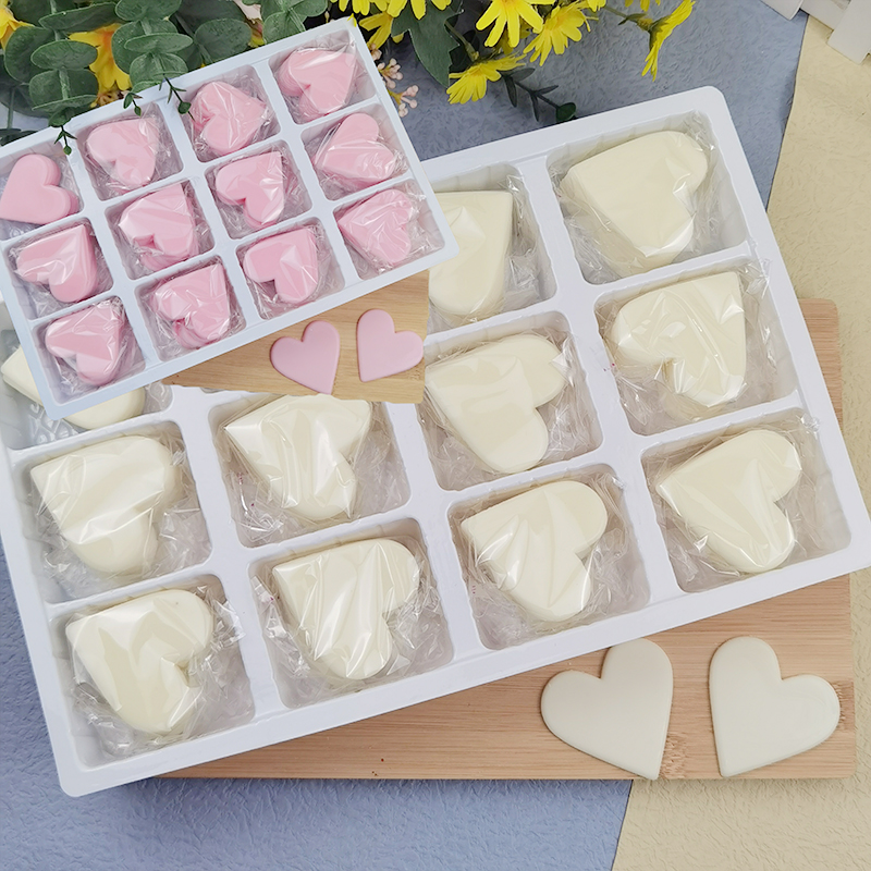 爱心蛋糕装饰片冰淇淋巧克力插片