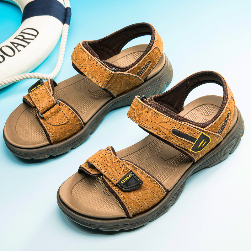 LUXURY SANDALS MENS SHOES 2024 NEW SUMMER LEATHER CASUAL BEACH SHOES MEN WEAR THE FIRST LAYER OF COWHIDE SANDALS