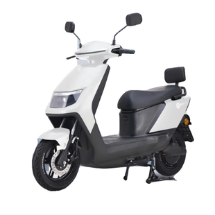 适用于爱玛凌峰L301L101电动车外壳电瓶车配件前围前泥板前轮泥板